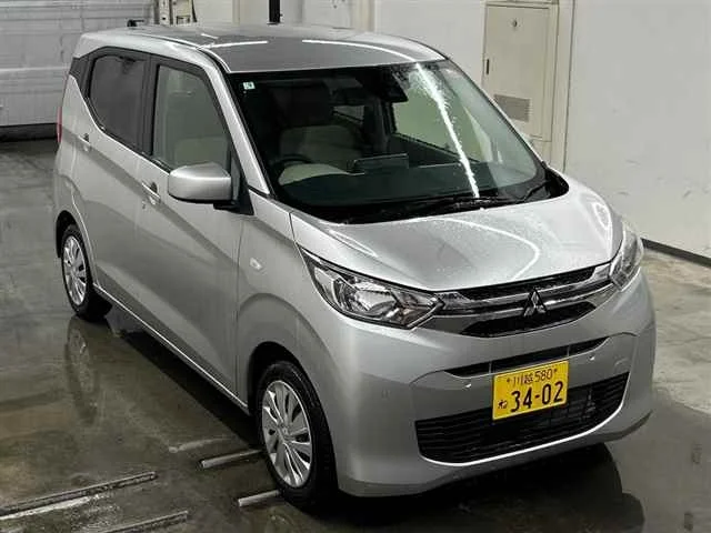 Mitsubishi eK Wagon B33W 2025